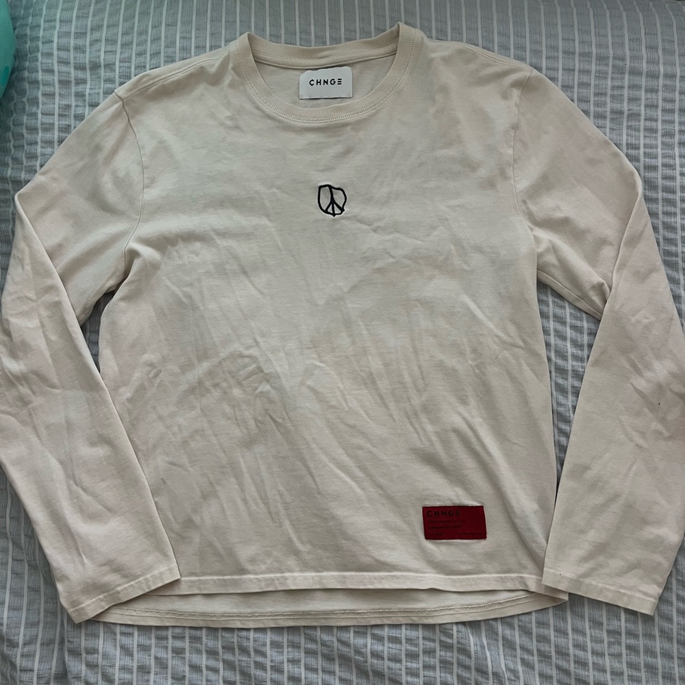 chnge graphic peace long sleeve